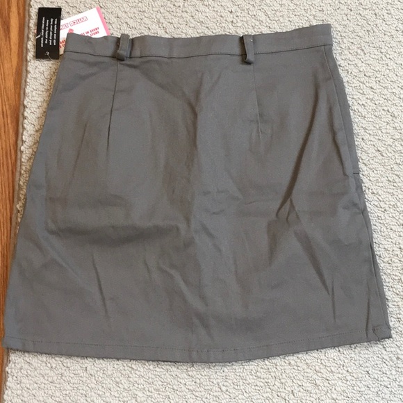 Zoey Beth Skirt - Picture 2 of 3